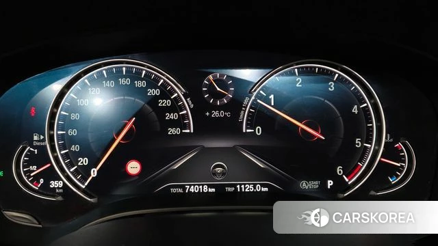BMW 5 Series (G30) id 4865460 из Кореи 31