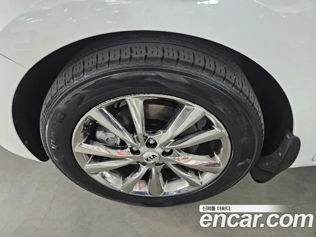 Kia The New Carnival id 2710098 из Кореи 18