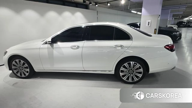 Mercedes-Benz E-Class W213 id 3799403 из Кореи 18