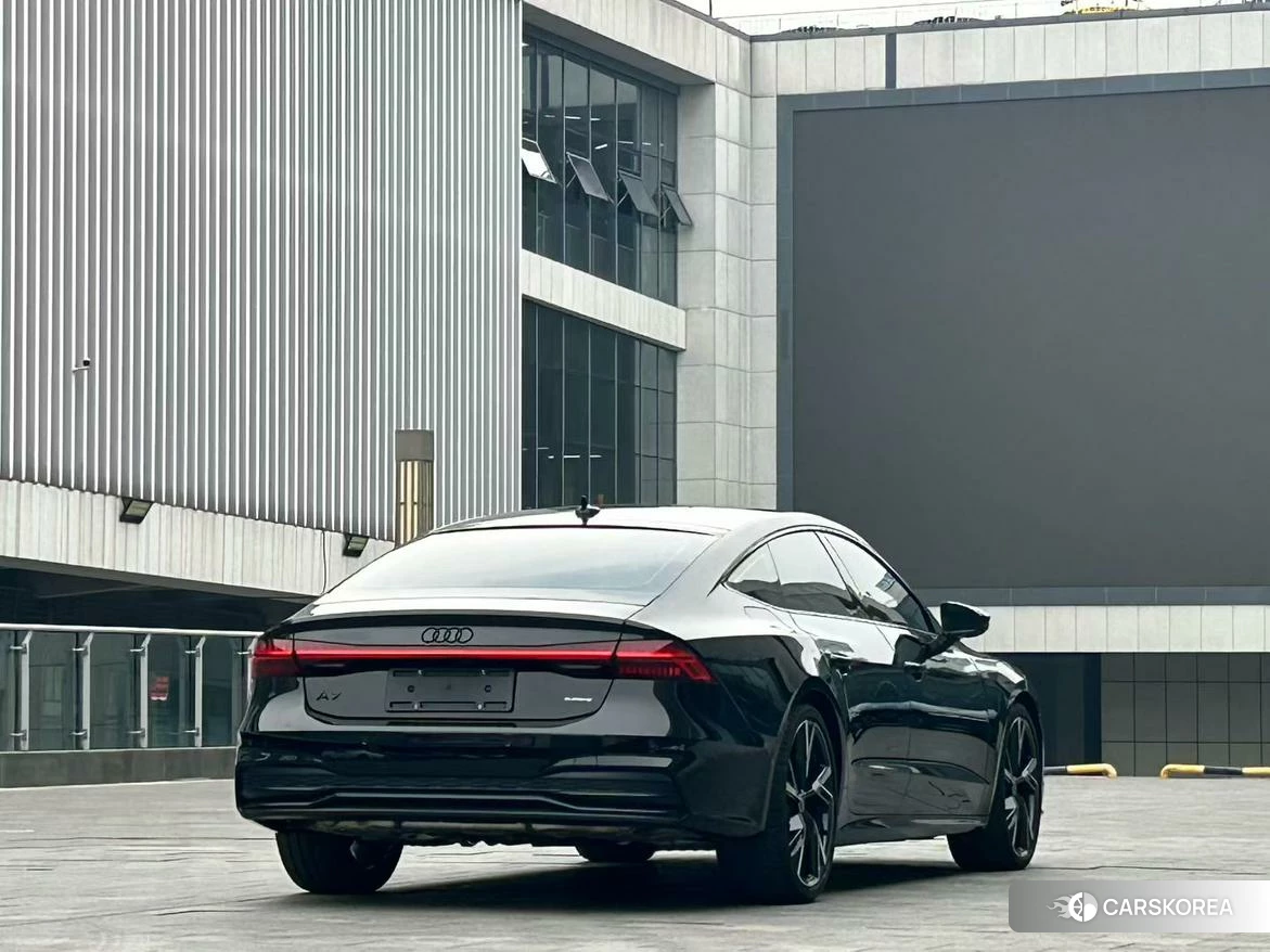 Audi A7 id 4461713 из Китая 8