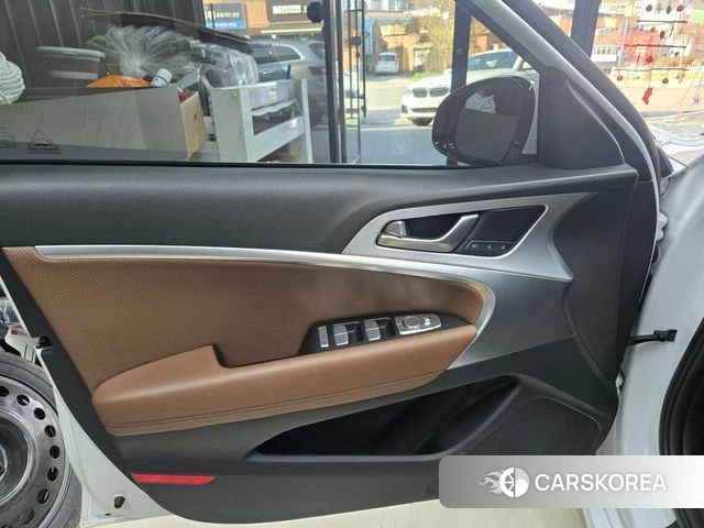 Genesis G70 id 3879863 из Кореи 17