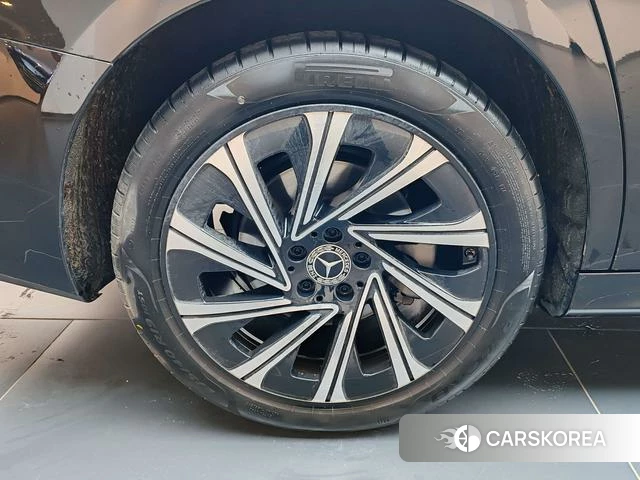 Mercedes-Benz E-class id 4353384 из Китая 18