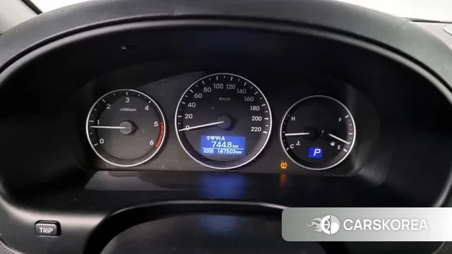 Hyundai The New Grand Starex id 3692462 из Кореи 18