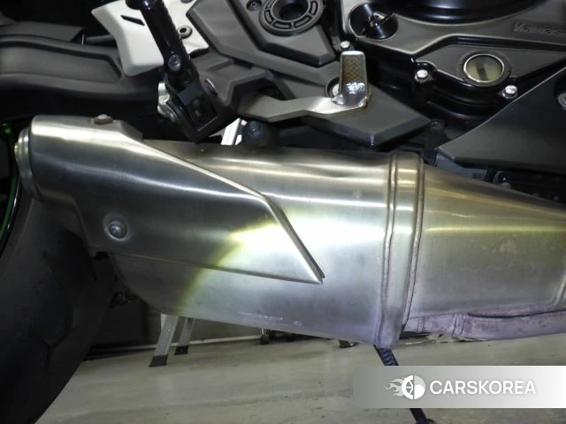 Kawasaki NINJA 650 ABS id 3947291 из Японии 32
