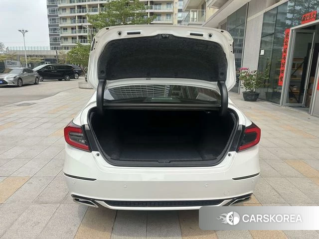 Honda Accord id 4290039 из Китая 23