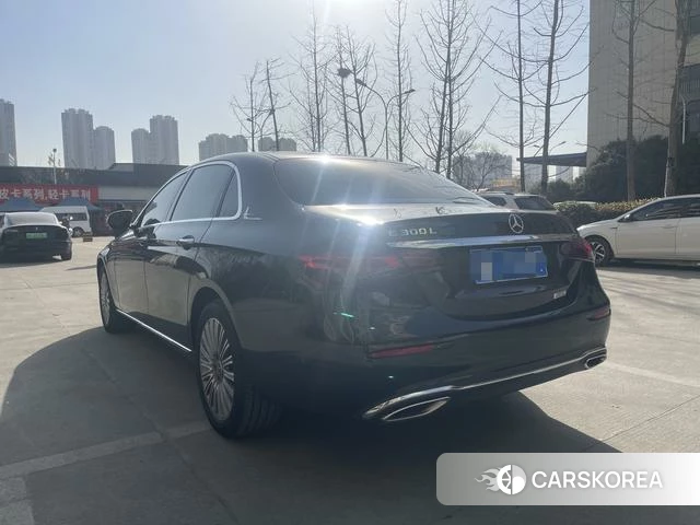 Mercedes-Benz E-class id 4265331 из Китая 20