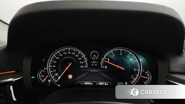 BMW 5 Series (G30) id 4520715 из Кореи 31