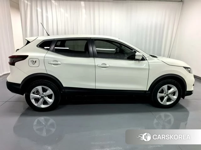 Nissan Qashqai id 4276786 из Китая 18