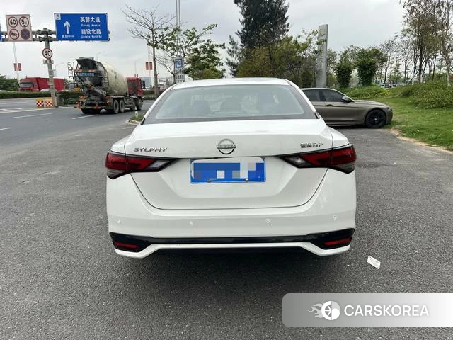 Nissan Xuan Yi id 4263777 из Китая 8