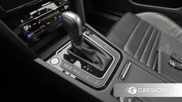 Volkswagen Passat GT (B8) id 3852366 из Кореи 18