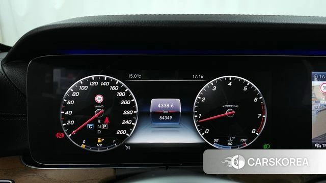 Mercedes-Benz E-Class W213 id 4232856 из Кореи 31