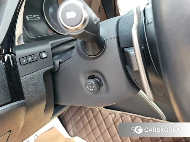 Lexus ES id 4213482 из Китая 8