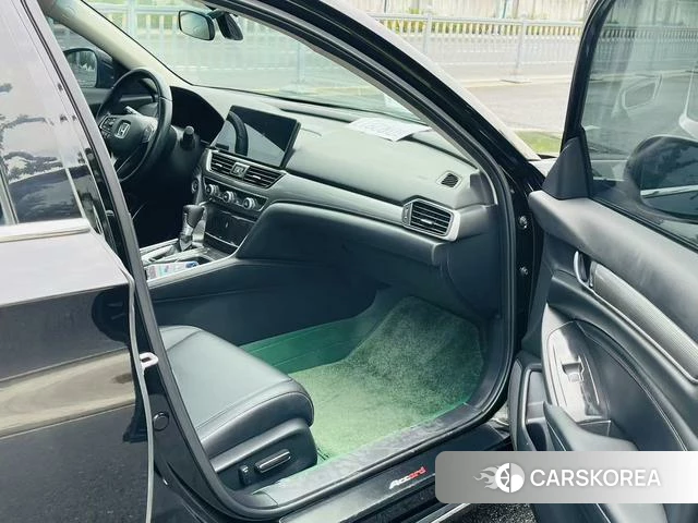 Honda Accord id 4341793 из Китая 8