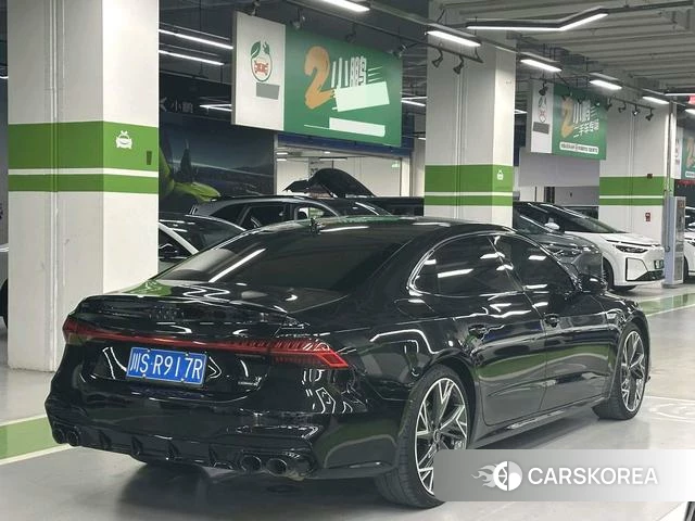 Audi A7L id 4366099 из Китая 8