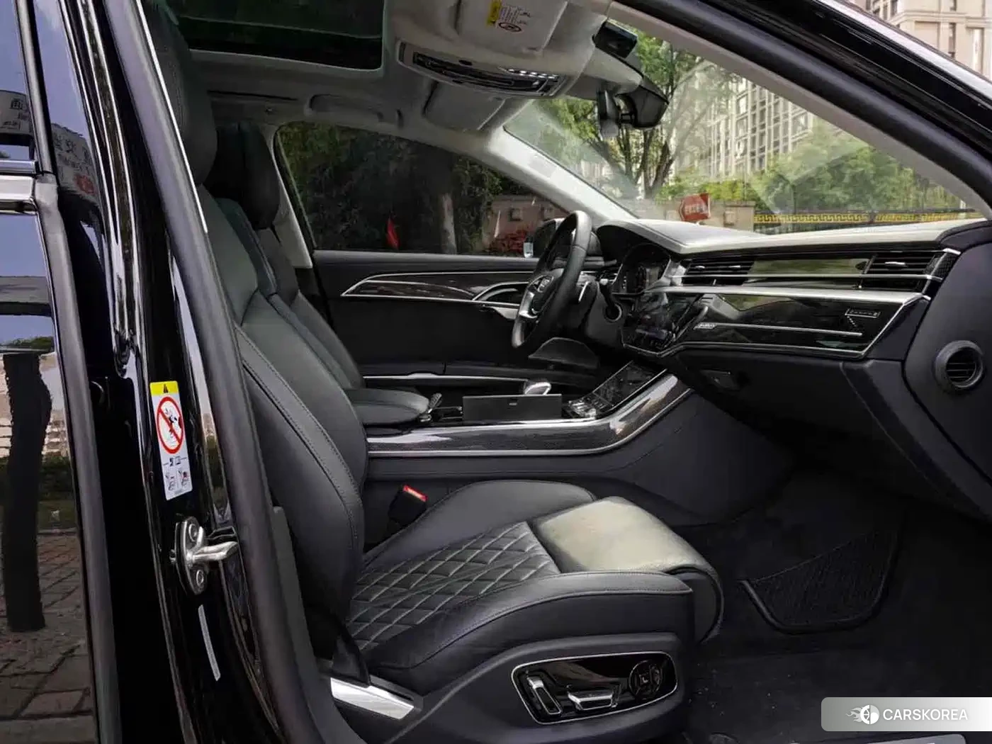 Audi S8 id 4680810 из Китая 17