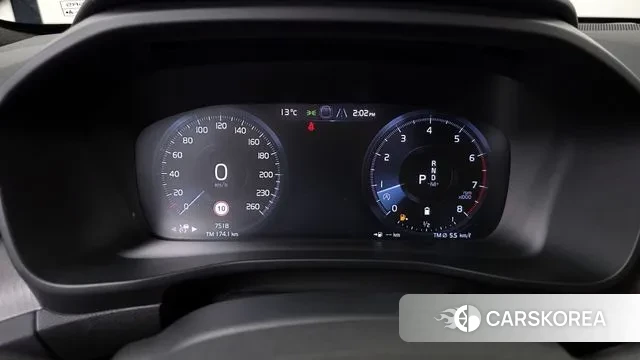 Volvo XC40 id 3551378 из Кореи 18