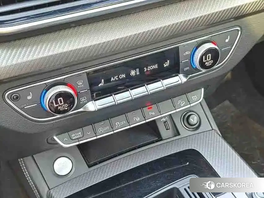 Audi Q5L id 4629784 из Китая 12