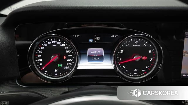Mercedes-Benz E-Class W213 id 4536858 из Кореи 29
