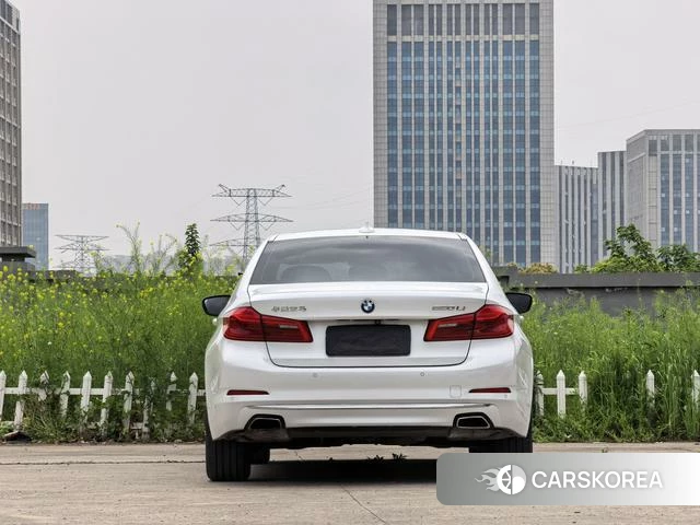 BMW 5 series id 4220544 из Китая 14