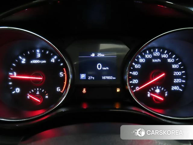 Kia The New Carnival id 4595708 из Кореи 18