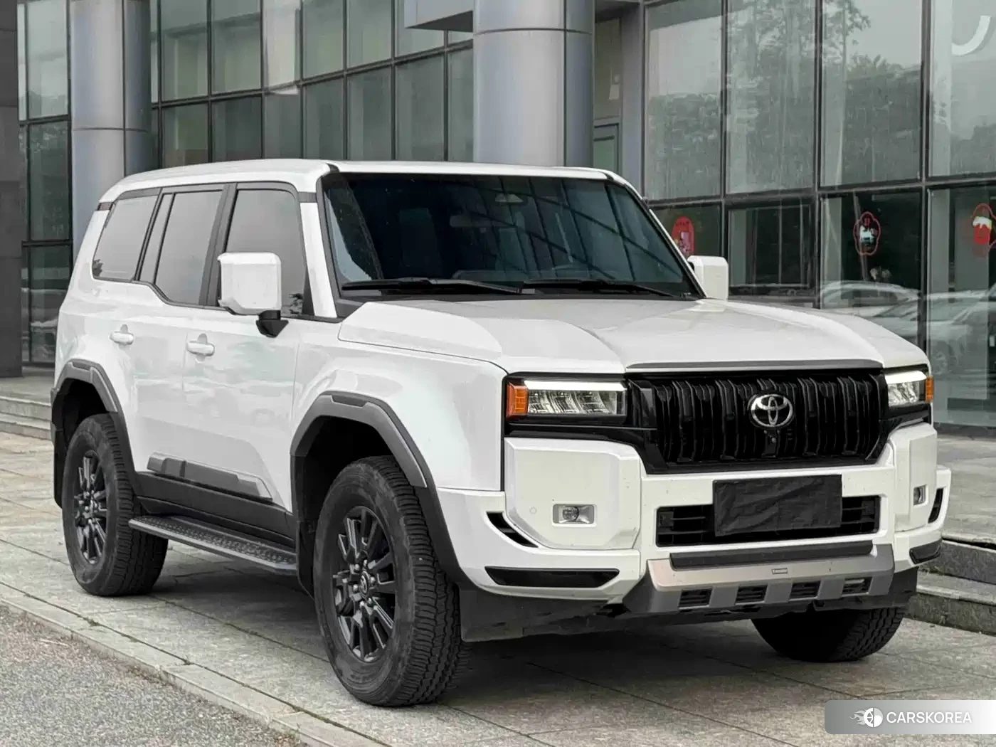 Toyota Land Cruiser id 4565202 из Китая 8