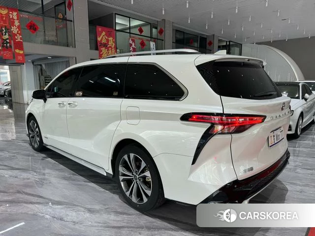 Toyota Grevia id 4263655 из Китая 29