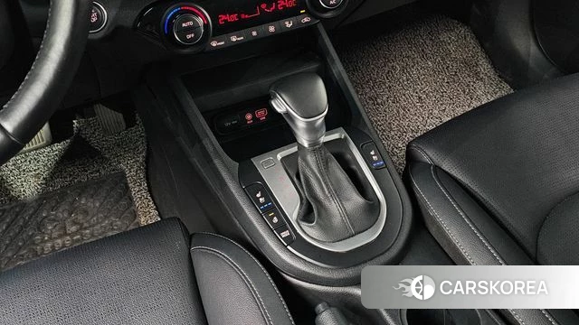 Kia Come New K3 id 4019954 из Кореи 18