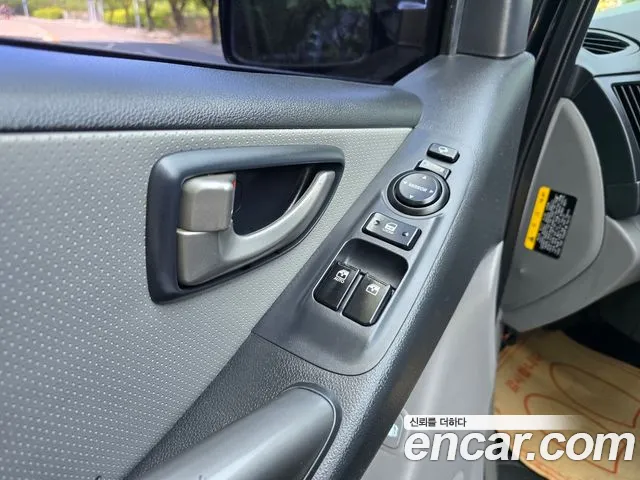 Hyundai The New Grand Starex id 2677581 из Кореи 15