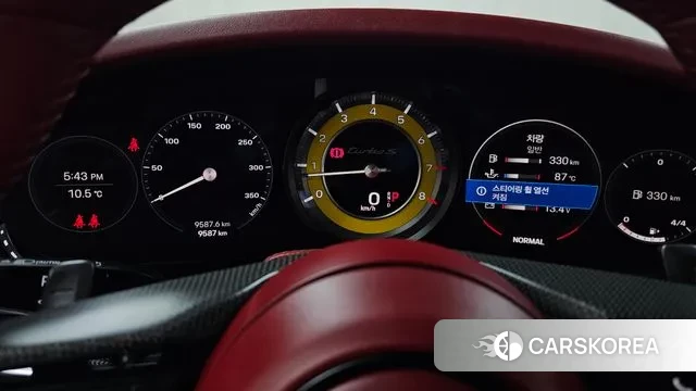 Porsche 911(992) id 3734299 из Кореи 18