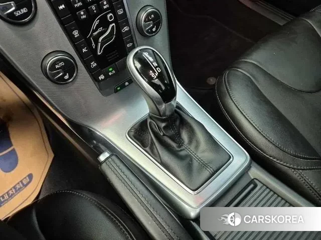 Volvo V40 id 3669583 из Кореи 18