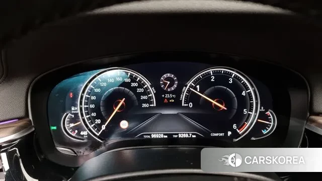 BMW 5 Series (G30) id 3034174 из Кореи 18