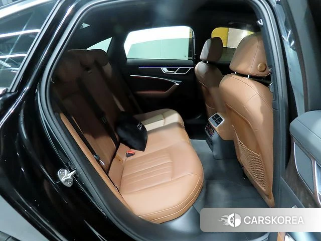 Audi A6 (C8) id 3941436 из Кореи 18