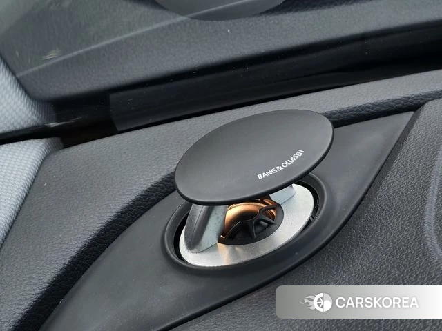 Audi A4L id 4272488 из Китая 20