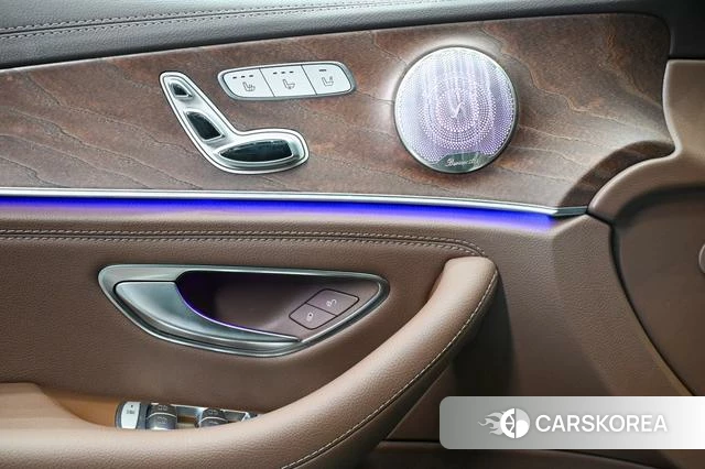 Mercedes-Benz E-class id 4277133 из Китая 20