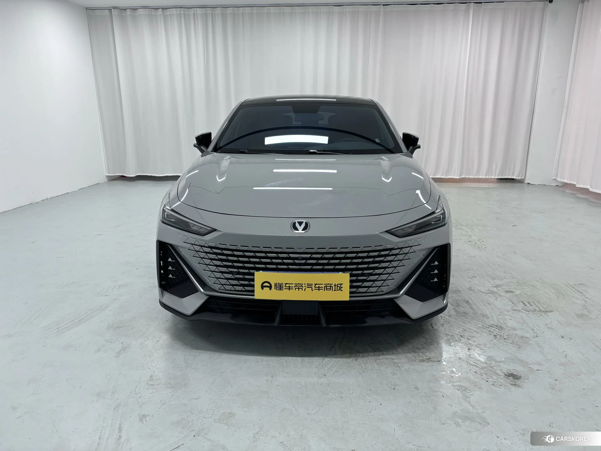 Chang'an UNI-V id 4479755 из Китая 18