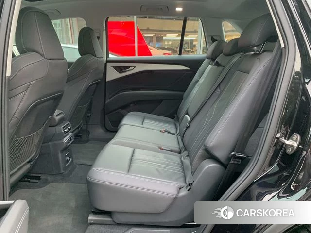Audi Q5 e-tron id 4301812 из Китая 18