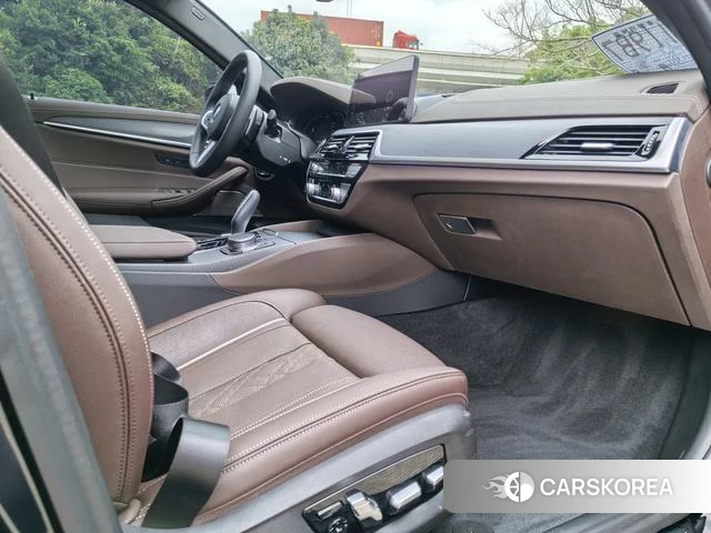 BMW 5 series id 4274702 из Китая 24
