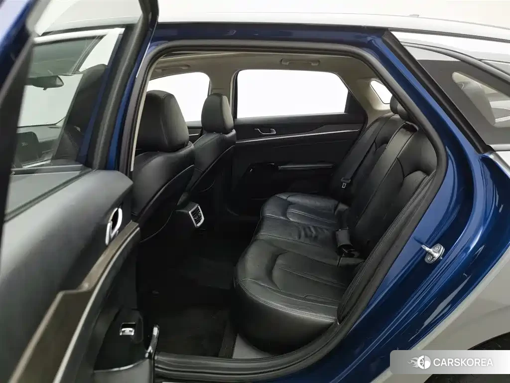 Kia K5 id 4559677 из Китая 22