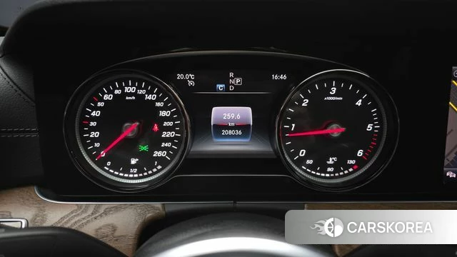 Mercedes-Benz E-Class W213 id 3936548 из Кореи 18