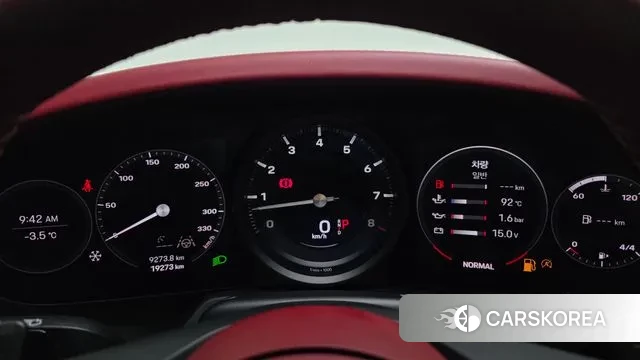 Porsche 911(992) id 3633892 из Кореи 18