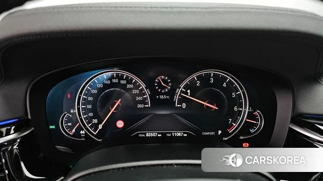 BMW 5 Series (G30) id 4188463 из Кореи 18