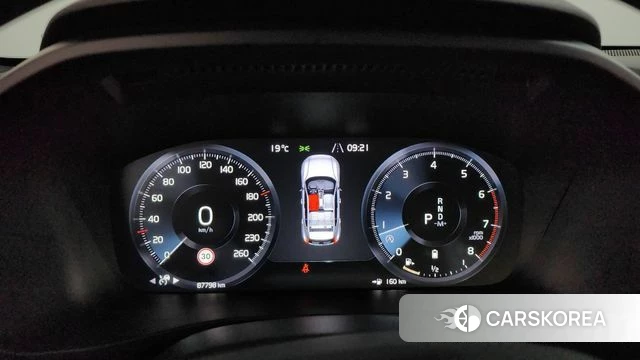 Volvo XC40 id 4445603 из Кореи 35