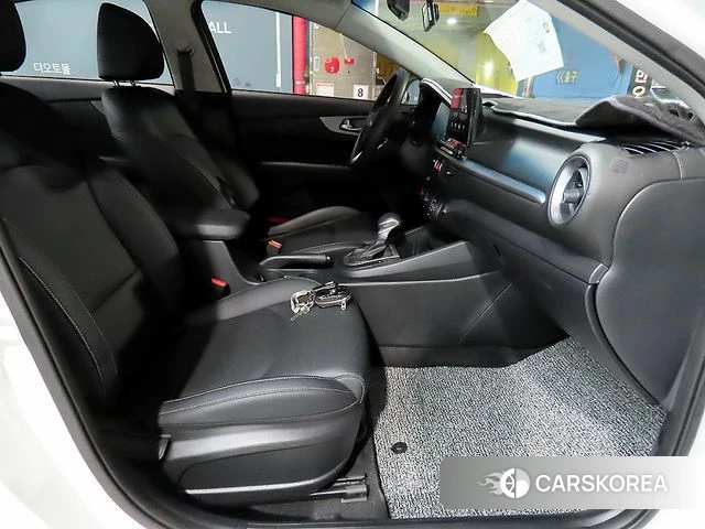 Kia Come New K3 id 4662817 из Кореи 18