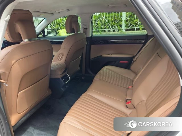 Hyundai Grandeur (GN7) id 4230120 из Кореи 18