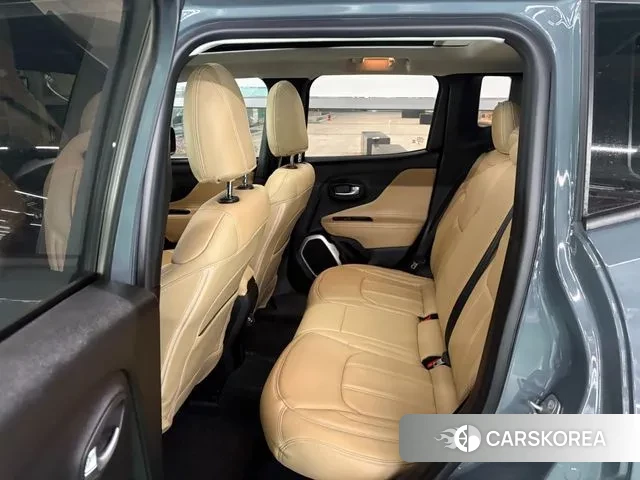 Jeep Renegade id 3340587 из Кореи 18