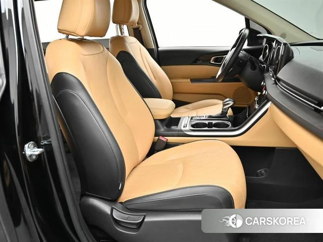 Kia Carnival 4th generation id 4323369 из Кореи 18