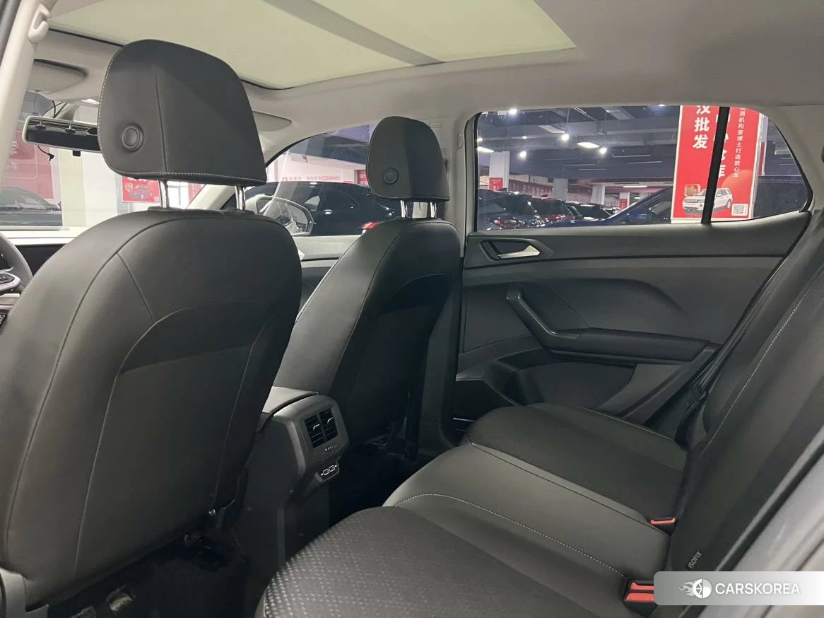 Volkswagen Exploring the shadow id 4452211 из Китая 14