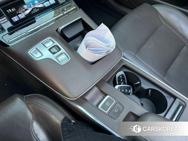 Hyundai The New Grandeur IG id 3898924 из Кореи 9