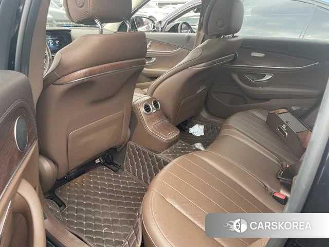 Mercedes-Benz E-class id 3993438 из Китая 8