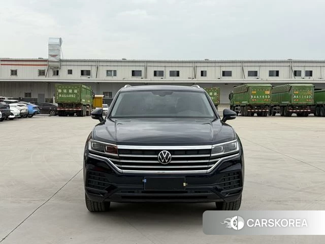 Volkswagen Touareg id 4260430 из Китая 8